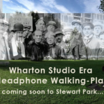 Wharton Studio Era Headphone Walking-Play